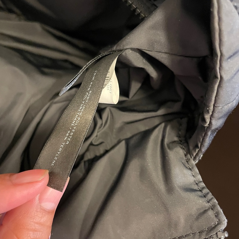 Marc Jacobs Black Quilted Nylon Tote - Picture 7 of 12